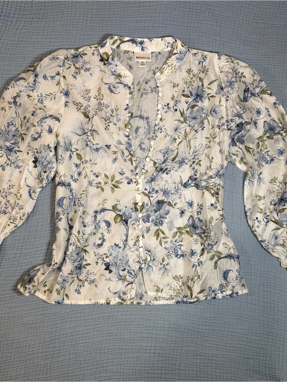 Bailey 44 White Button-Front Blouse with Blue Floral Print